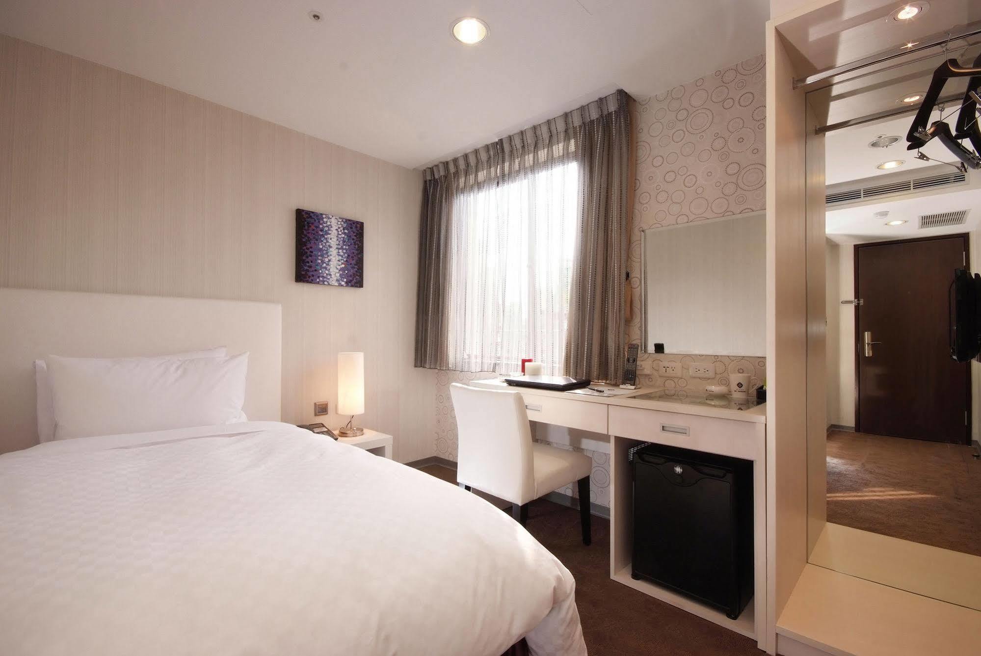 Butler Hotel Taichung Eksteriør bilde